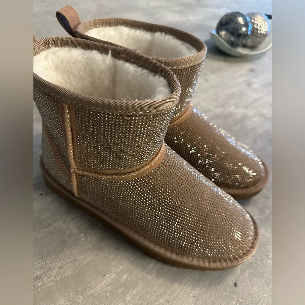 CCOCCI PRESLEY BEDAZZLED FUR-LINED ANKLE BOOTS SIZE 39
